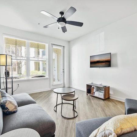 Luxurious 1 Bedroom Apartment Near Braves Stadium アトランタ エクステリア 写真