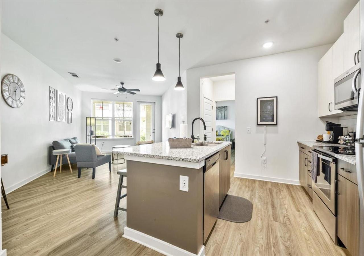 Luxurious 1 Bedroom Apartment Near Braves Stadium アトランタ エクステリア 写真