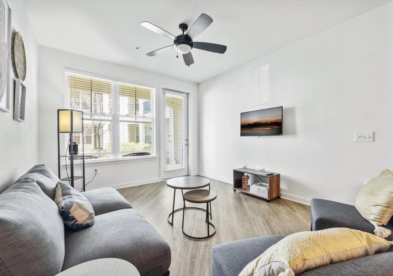 Luxurious 1 Bedroom Apartment Near Braves Stadium アトランタ エクステリア 写真